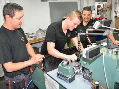 Das Team bei Schleiftechnik Mayer